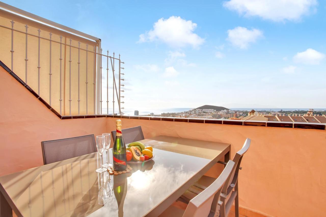Top Floor, Sea View, Huge Terrace, Heated Pool, Garage Los Cristianos  Eksteriør bilde