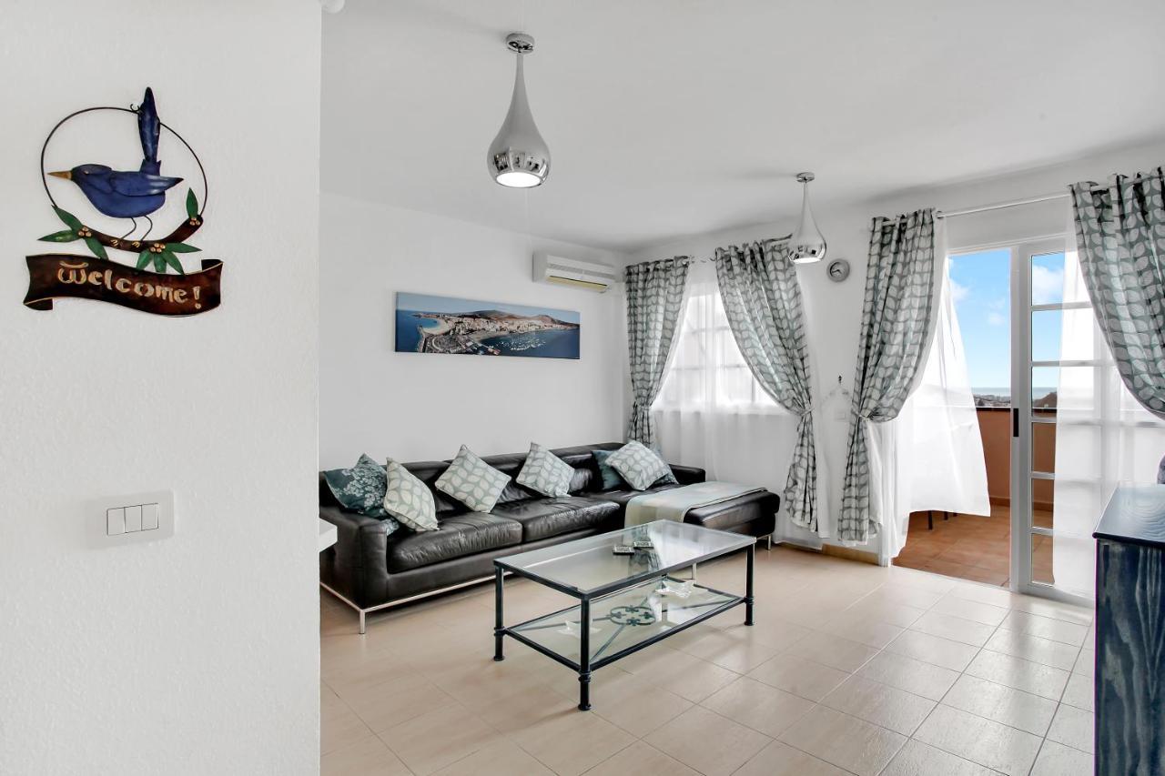 Top Floor, Sea View, Huge Terrace, Heated Pool, Garage Los Cristianos  Eksteriør bilde