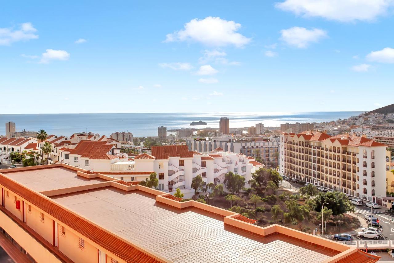 Top Floor, Sea View, Huge Terrace, Heated Pool, Garage Los Cristianos  Eksteriør bilde