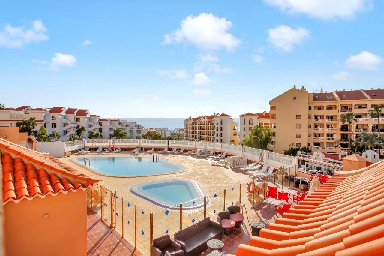 Top Floor, Sea View, Huge Terrace, Heated Pool, Garage Los Cristianos  Eksteriør bilde