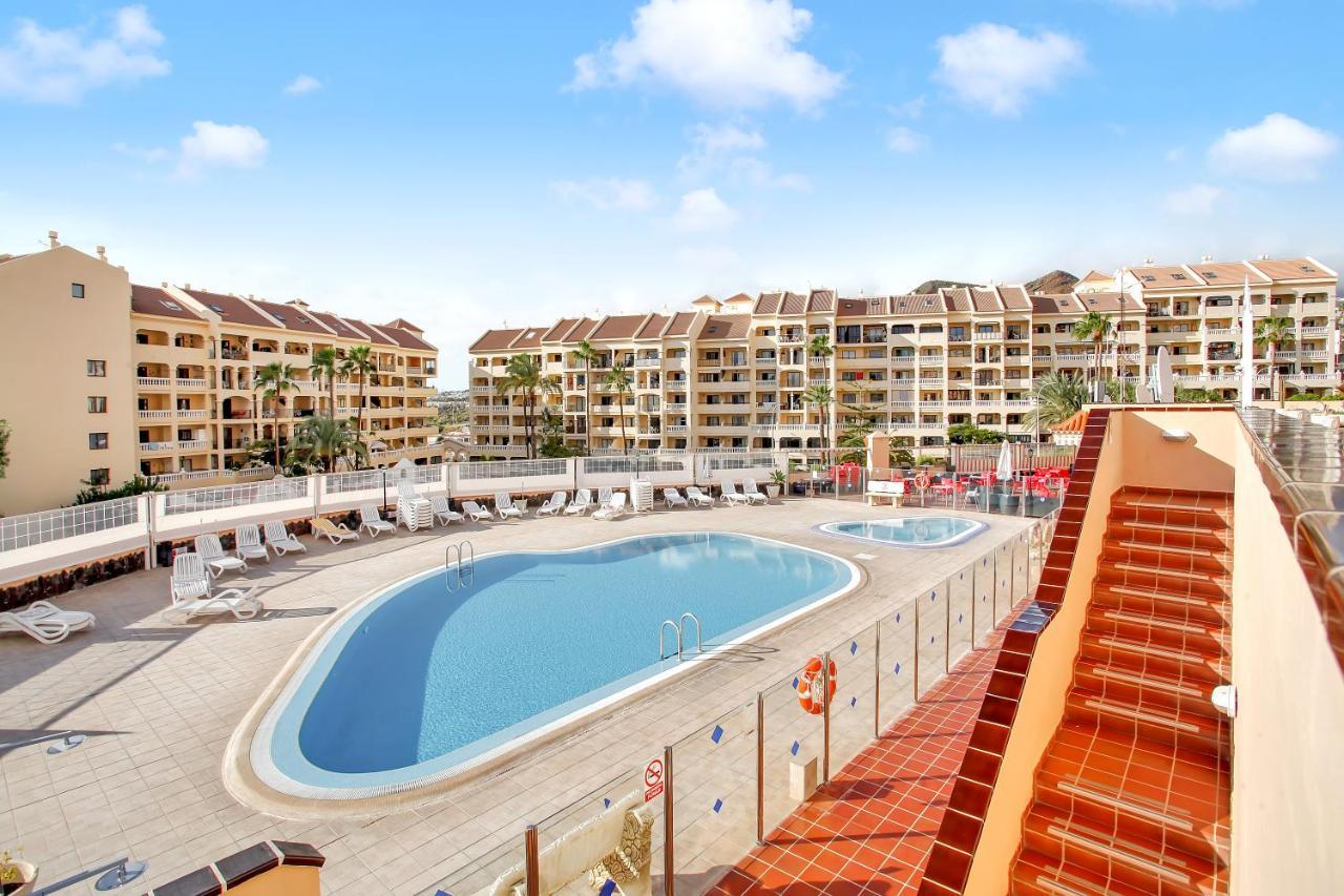 Top Floor, Sea View, Huge Terrace, Heated Pool, Garage Los Cristianos  Eksteriør bilde